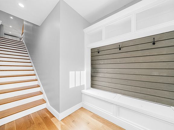 4th image of 49A Chestnut St #3