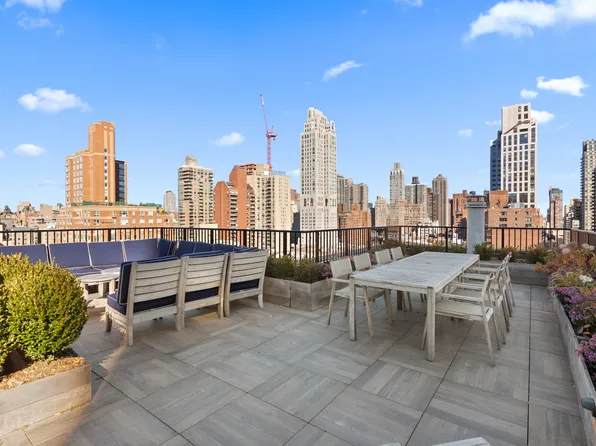 239 East 79th Street image 10 of 12