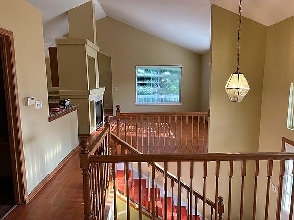 5th image of 1110 Andover Ct