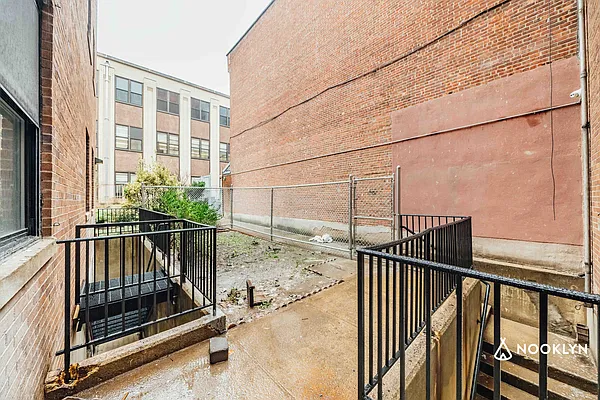 Rented by Nooklyn NYC LLC | media 75