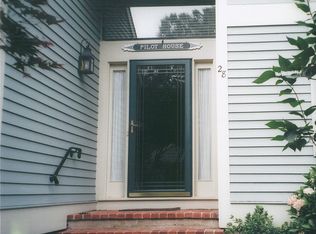 28 E Lyon Farm Dr #28, Greenwich, CT 06831