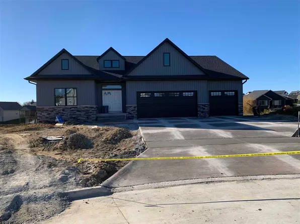 204 Edelweiss Cir, Tiffin, IA 52340