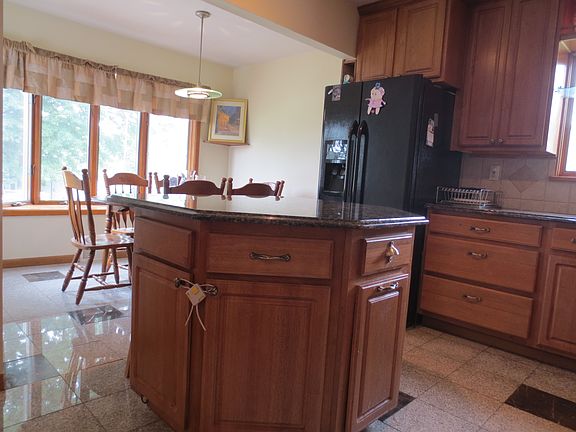 Open Floor Plan to Dining Rm