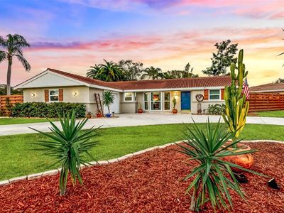 3423 Pine Valley Dr, Sarasota, FL, 34239