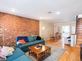 813 S Hutchinson St, Philadelphia, PA 19147