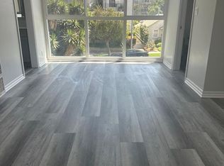 11939 Kiowa Ave APT 5, Los Angeles, CA 90049