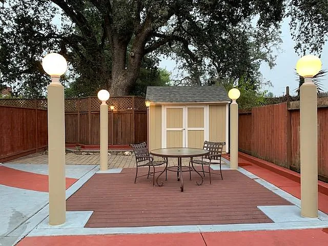 420 Hickory Cir — Photo 3