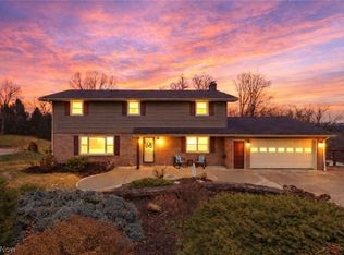 4816 White Oaks Dr, Steubenville, OH 43953