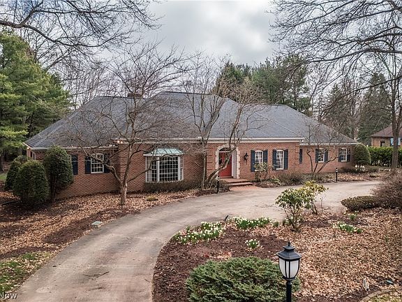 2nd image of 1756 Dunbarton Ave NW