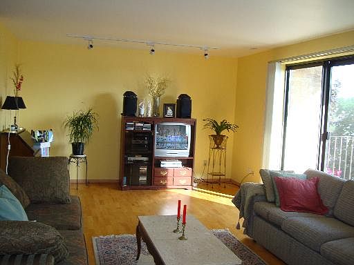 5th image of 1717 Crystal Ln Unit 311