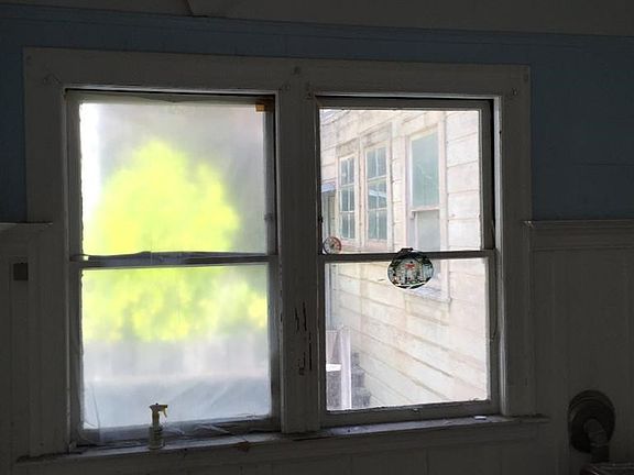 5th image of 138-140 Wetmore St