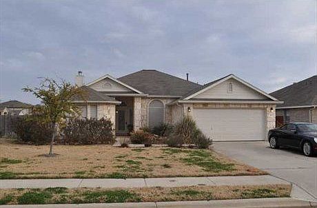 1st image of 1401 Pearsall Ln