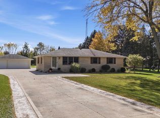 10633 Wilmot Rd, Pleasant Prairie, WI 53158