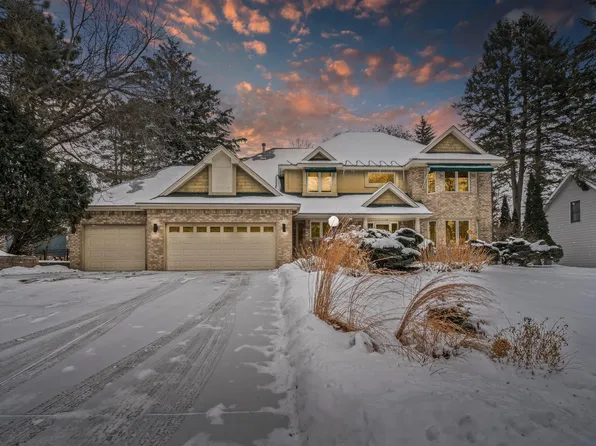 1692 Tamberwood Trl, Woodbury, MN 55125