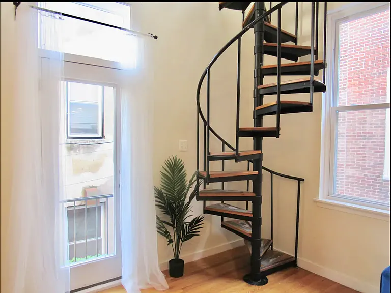 1734 Spruce St #2R — Photo 11
