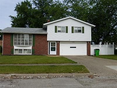 1st image of 13955 Grove Dr
