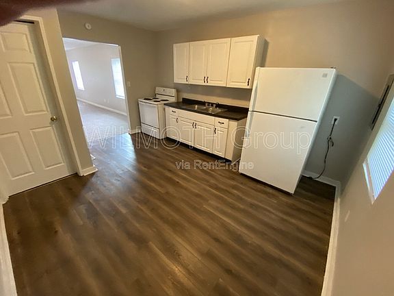 4th image of 2712 Columbia Ave
