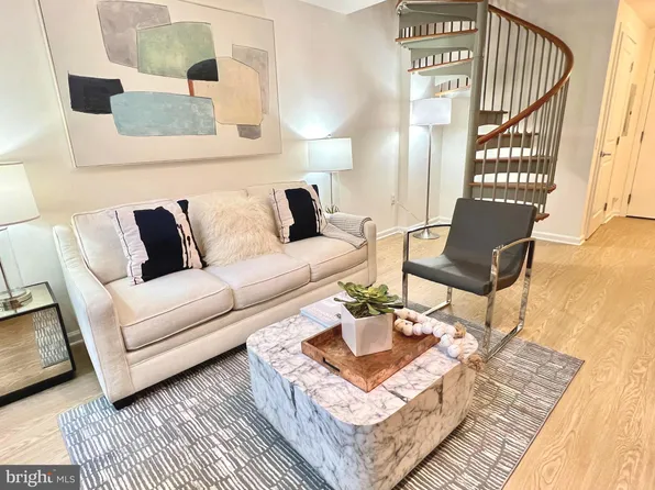 440 L St NW Unit 105, Washington, DC 20001