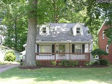 407 Willard Ave SE photo 1