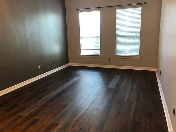 5th image of 1832 Woodvine Dr