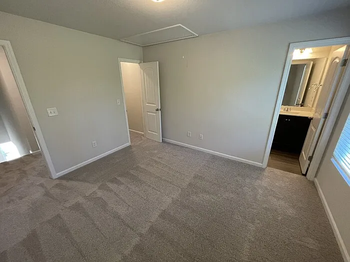 2062 Wiggins Village Dr — Photo 17