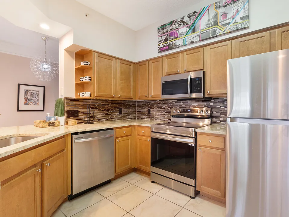 9309 Myrtlewood Cir W #9309