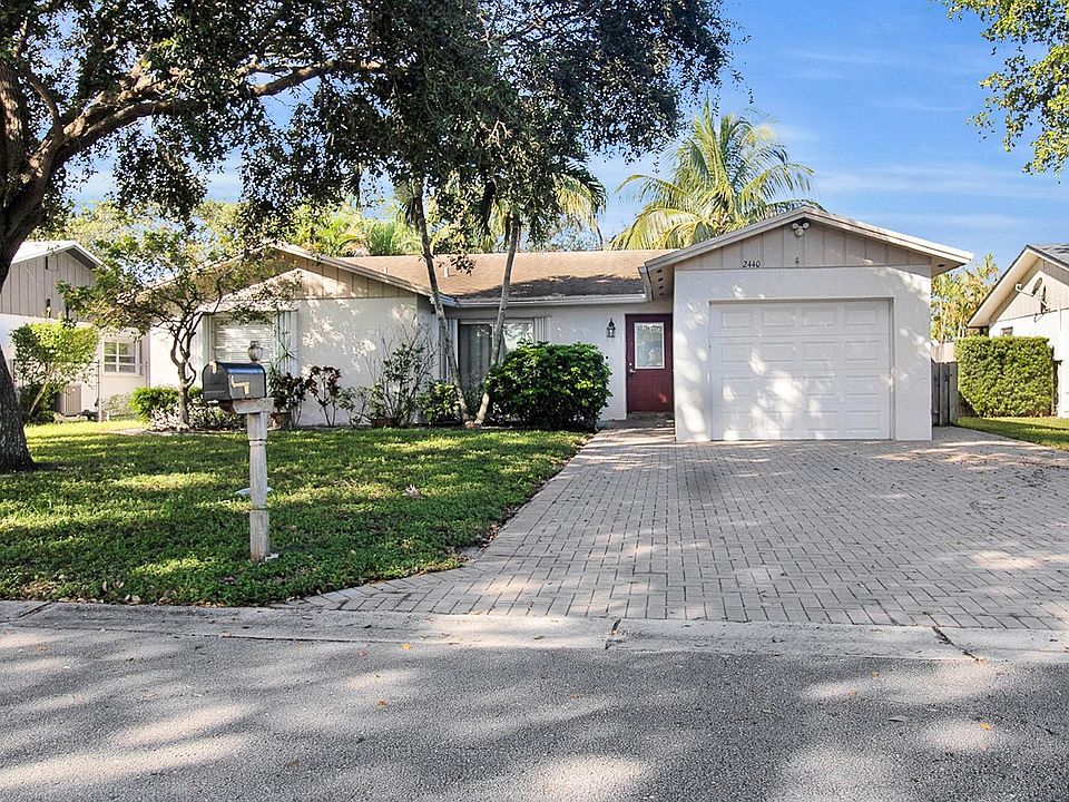 1st image of 2440 NW 98th Lane