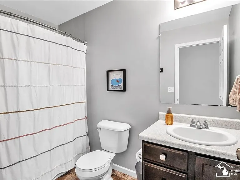 8422 Walnut Hl — Photo 24