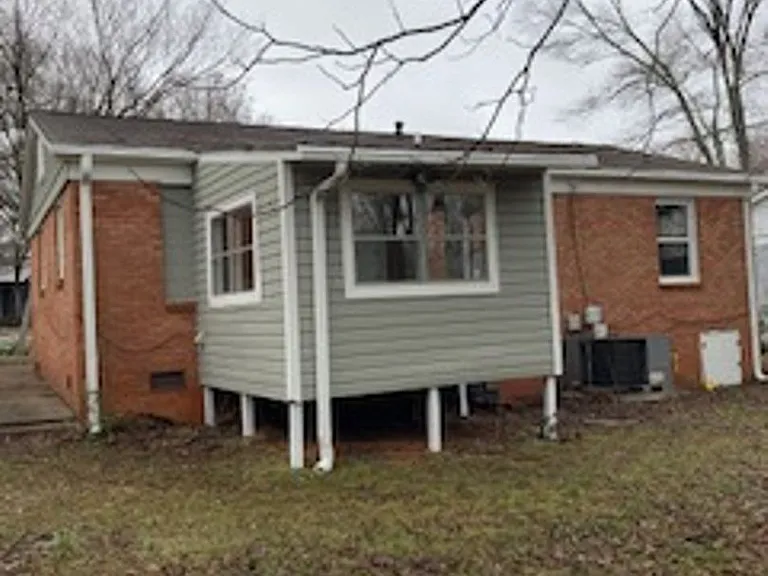 509 Sinclair St — Photo 14