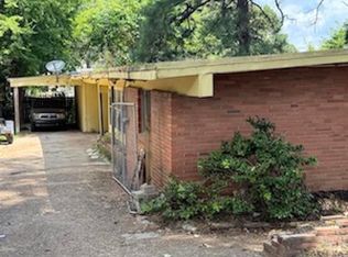 1534 E Raines Rd, Memphis, TN 38116