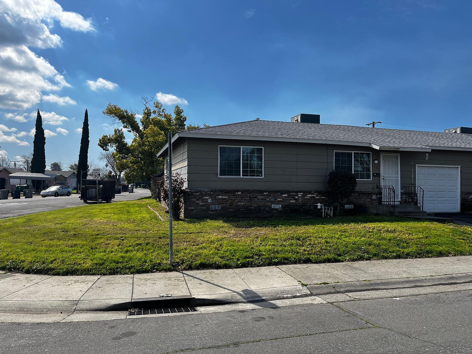 2066 Oneil Way Sacramento CA 95822 Zillow