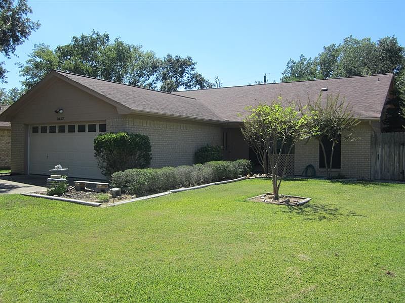 1st image of 3827 Ravenwood Dr