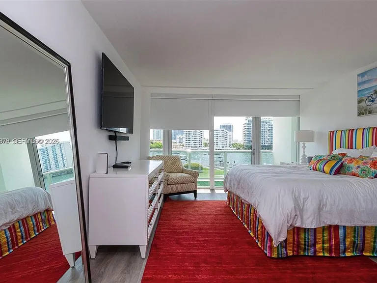 900 Bay Dr #224 — Photo 15