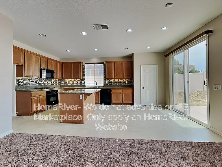 23655 Glazebrook Rd — Photo 2