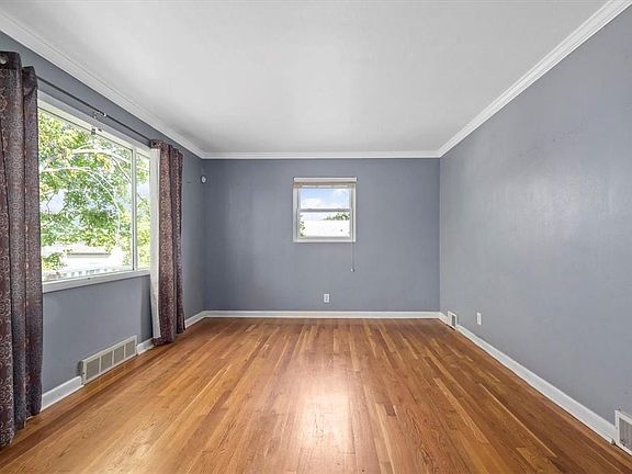 3rd image of 515 Lincoln Ave