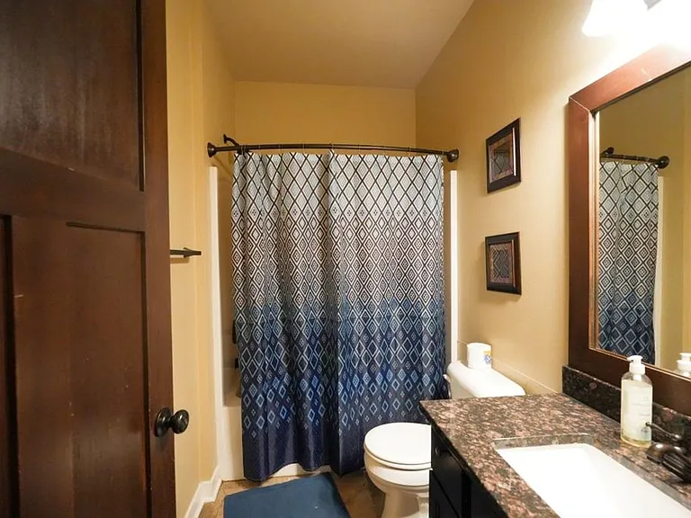 14820 Horton Ave — Photo 16