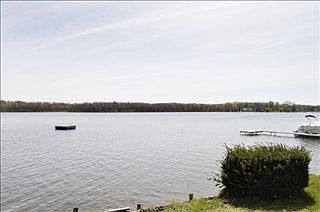 3rd image of 15207 S Barton Lake Dr