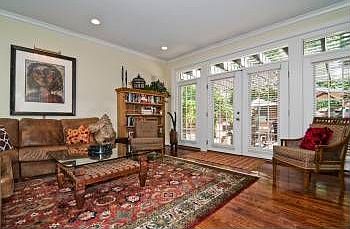 3rd image of 8417 Kingsbury Blvd