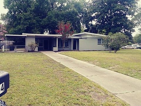 5th image of 1104 Calvados Ct