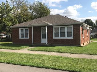 705 Jackson St, Hope, IN 47246