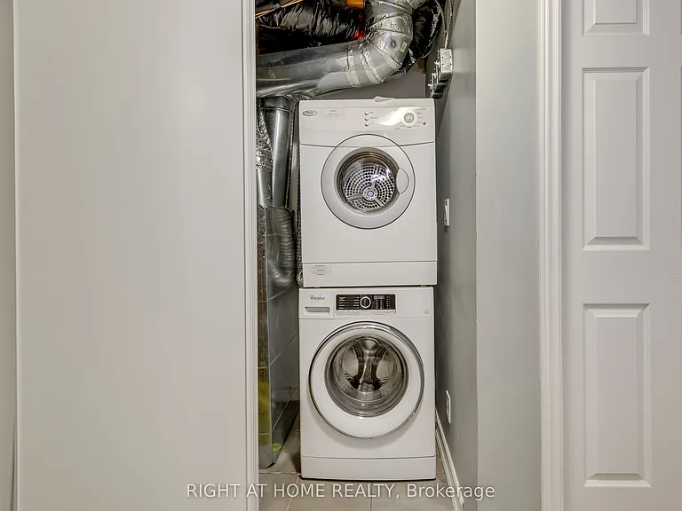 40 Carnation Ave #109 — Photo 21