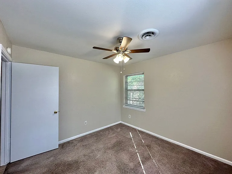 707 W Lincoln Ave — Photo 20
