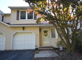 52 Carriage Ln, Sparta, NJ 07871