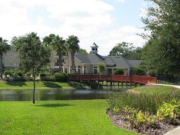Walk way around the lake