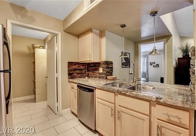 950 Seven Hills Dr #2524 — Photo 4