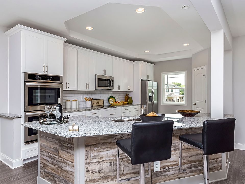1st image of 2416 Rose Palm Ct