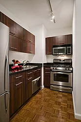 Rented by Metro Loft Management