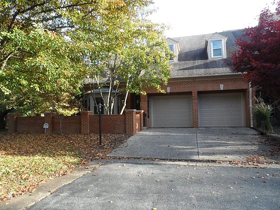 3rd image of 102 Breckinridge Dr