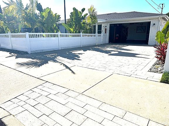 5th image of 816 5th St