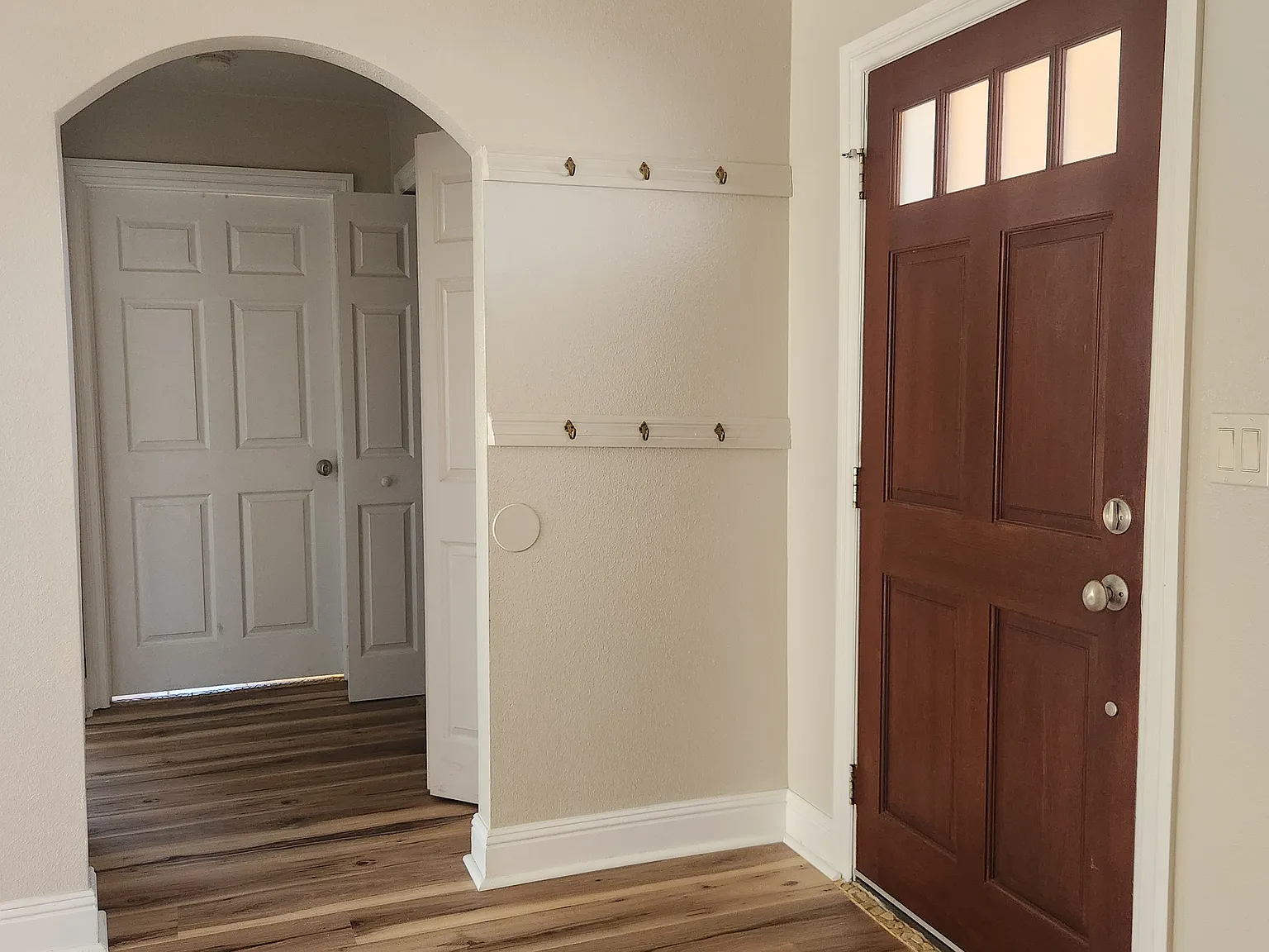 1 bed, 796 sqft, $2,200 — Photo 2